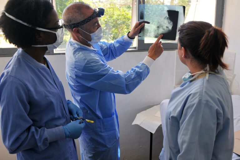 Implant Consultation & 3D CBCT Scan
